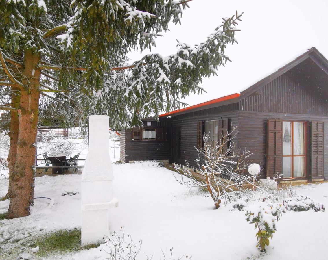 Merikotka - A Cozy Wooden Cottage, Slovenia Braslovce 外观 照片
