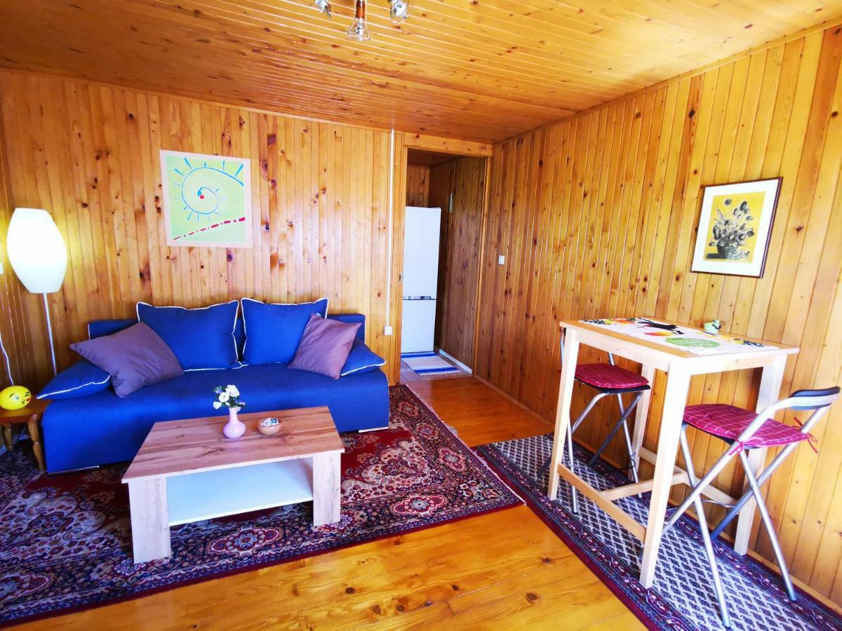 Merikotka - A Cozy Wooden Cottage, Slovenia Braslovce 外观 照片
